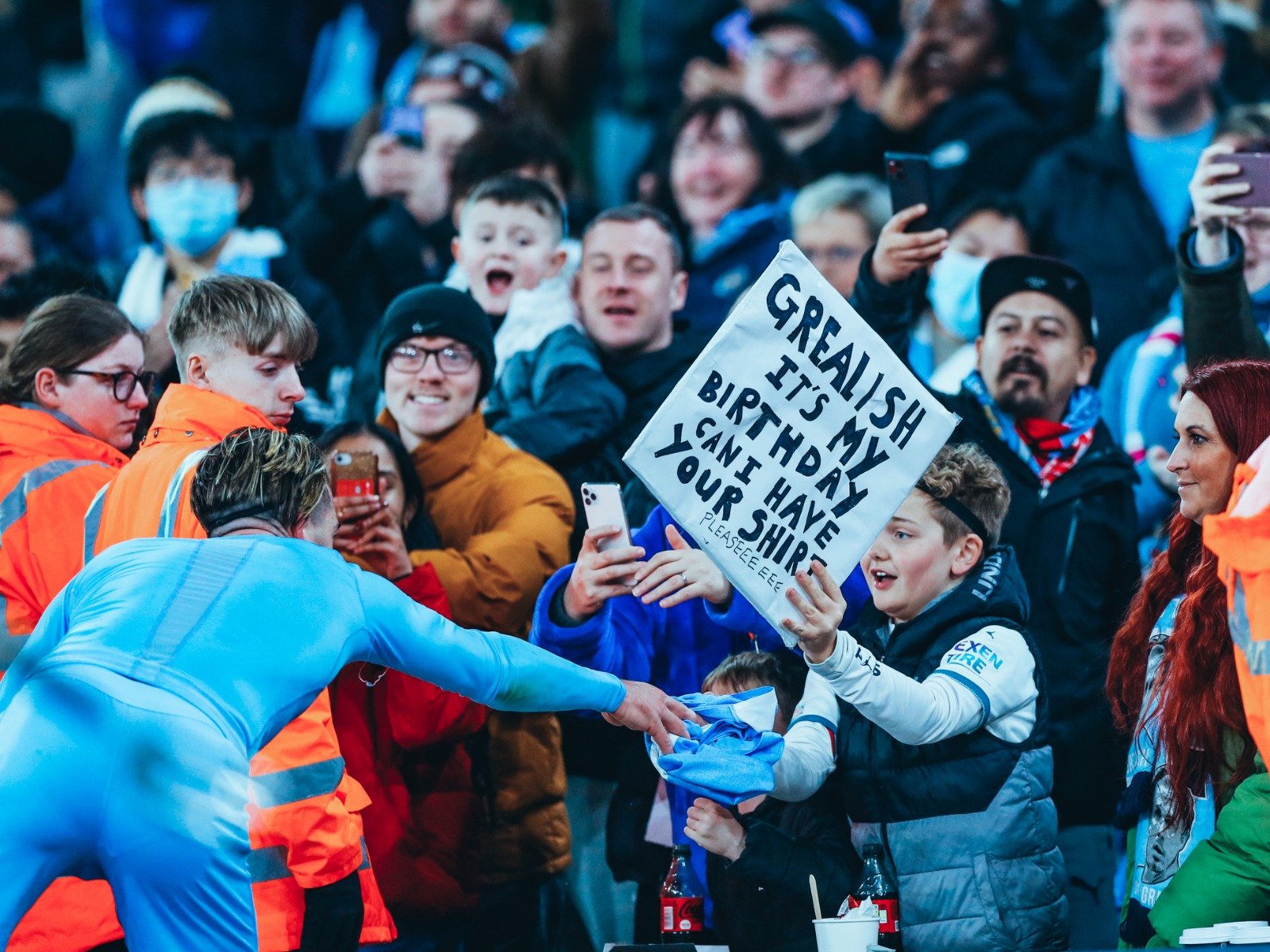 [流言板]官方：利物浦助教海廷加将接手执教2场英超，并完成媒体职责15亮32回复.